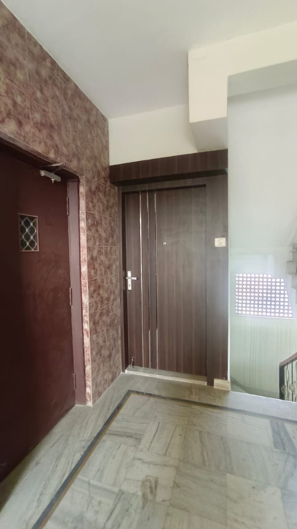 Semi Furnished 4bhk in ABC, Near Rajiv Bhawan, GS Road, SATSANG VIHAR, Tarun Nagar, Guwahati, Assam, India for Rent